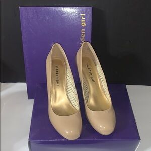 Madden Girl Tan Heels Classic Stiletto Pumps